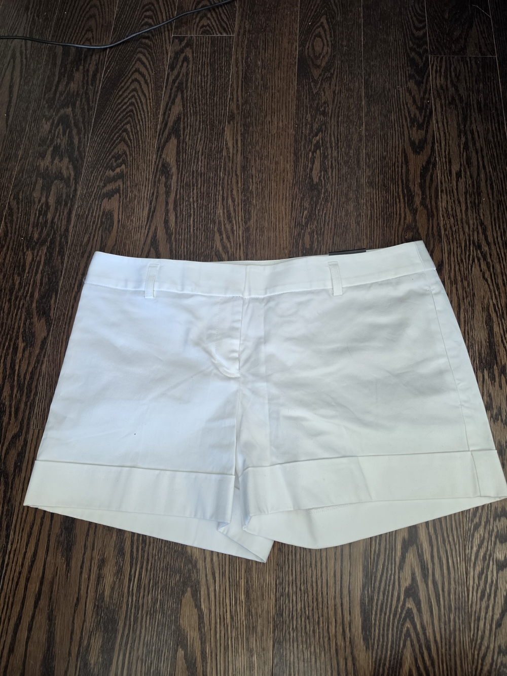 Express Design Low Rise Cuffed Hem A Line Chino Shorts - SIZE 10